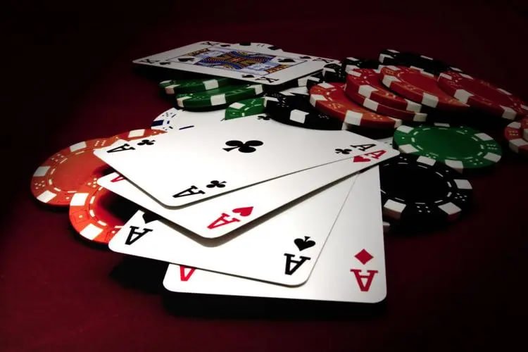 Người dùng Việt Nam đặt cược Live Casino trên điện thoại tại ga6789